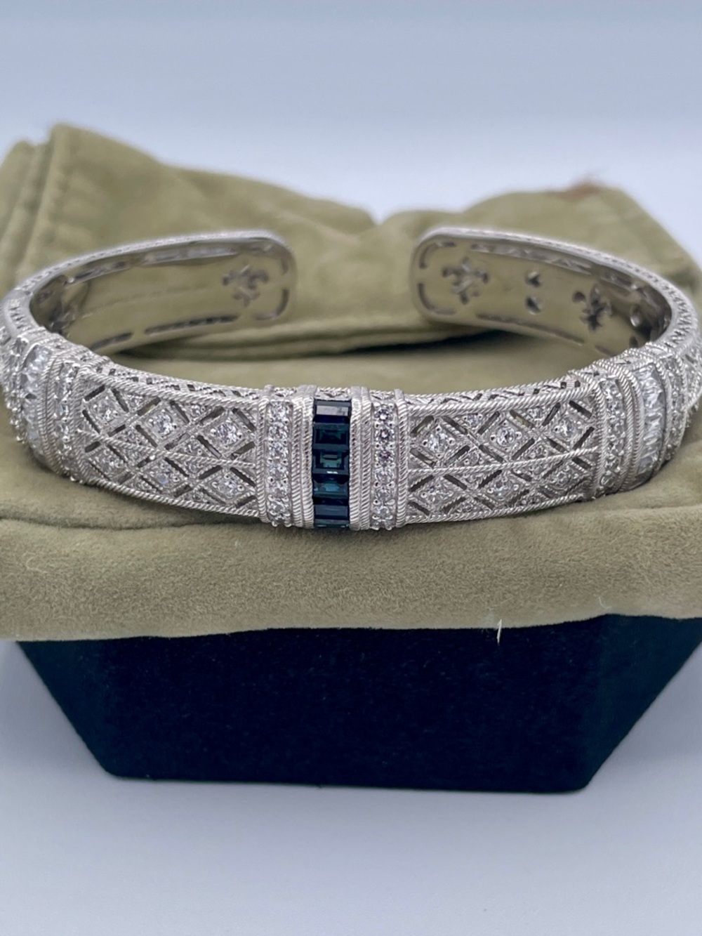 Judith Ripka Sapphire Hinged Cuff Bracelet Sterling Silver 925 CZ Thailand 6.5”